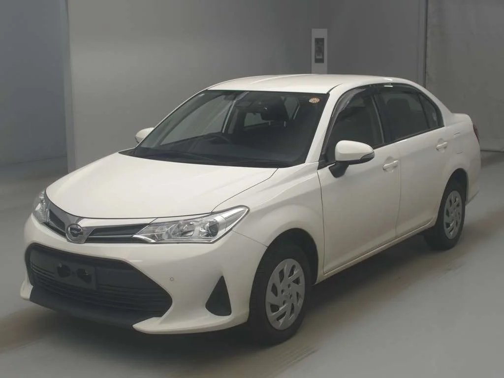 Toyota Corolla Axio NZE164 2021